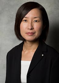 Kyunghwa Lee headshot